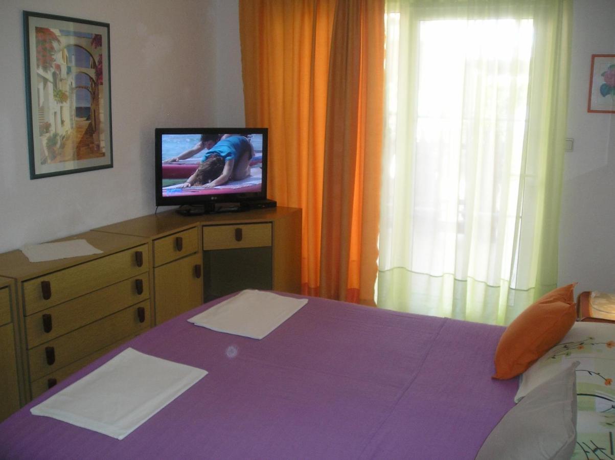 Family Apartments Ankica Crikvenica Exterior foto