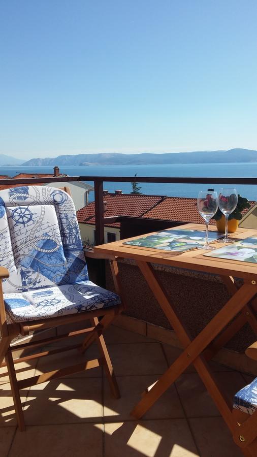Family Apartments Ankica Crikvenica Exterior foto