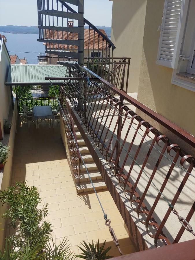 Family Apartments Ankica Crikvenica Exterior foto